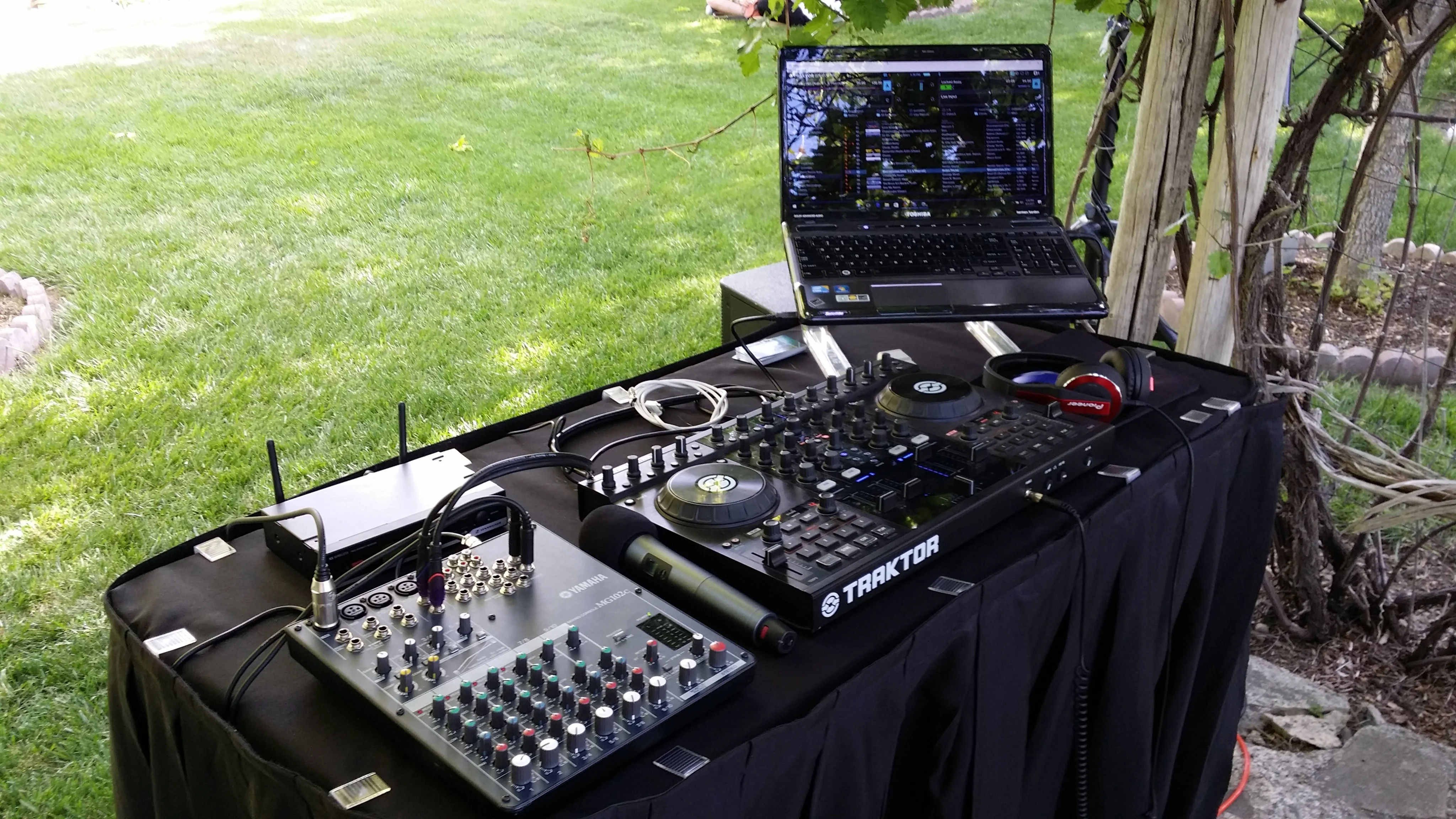 dj equipment